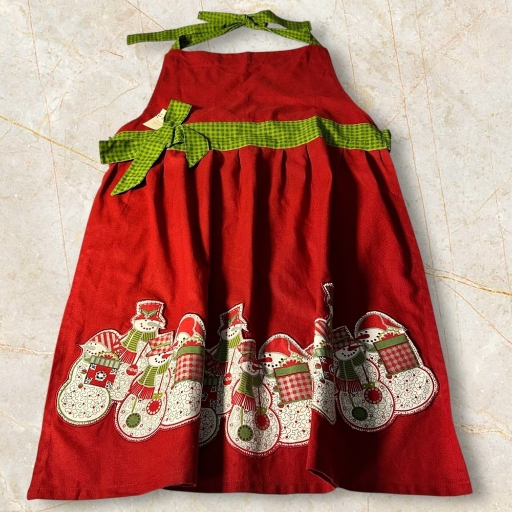 Pier 1 Holiday Red Apron with Snowman Design. NWT